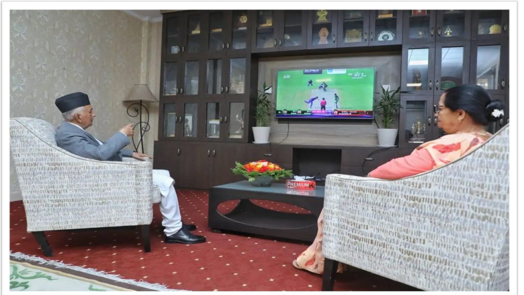 राष्ट्रपति पौडेल दम्पती क्रिकेटमा मस्त