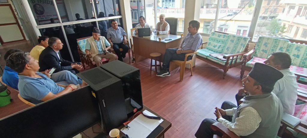 विपी स्मृति पुस्तकालय गण्डकी प्रदेशले ११ जनालाई सम्मान गर्दै