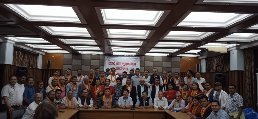 पोउवा संघद्वारा लेउवा संघको नवनिर्वाचित नेतृत्वलाई बधाई तथा सम्मान