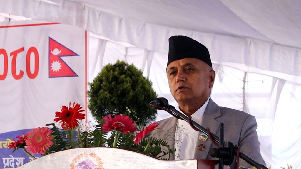 नेताको दोषलाई देखाएर संविधान खराब भन्न पाइँदैन : खगराज अधिकारी