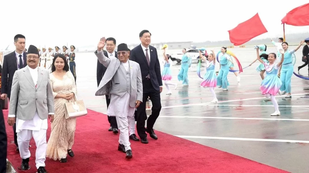 प्रधानमन्त्री प्रचण्ड आज छेन्दु जाँदै, भोलि स्वदेश फर्किने