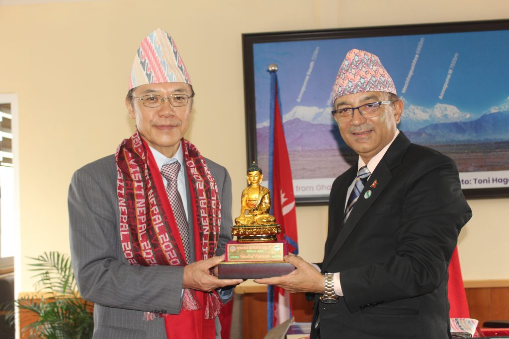 मेयर आचार्य र जापानका राजदूत किकुता बीच भेटवार्ता