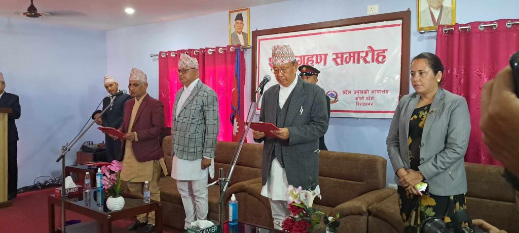 कोशी प्रदेशका मुख्यमन्त्री कार्कीले लिए शपथ