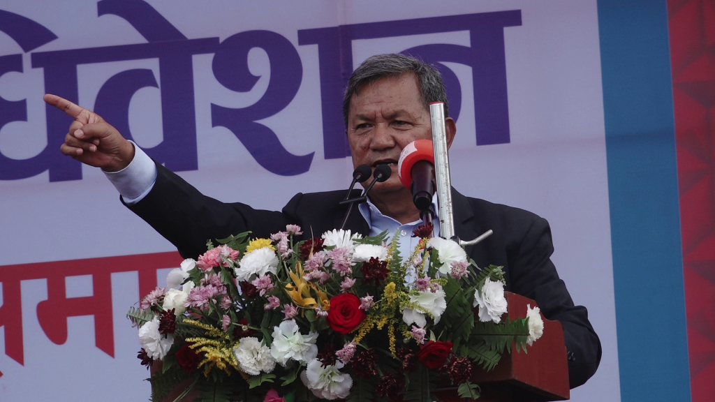 अझै १० वर्ष केपी ओलीको विकल्प छैन : उपमहासचिव गुरुङ