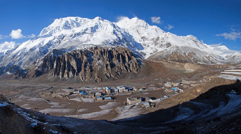 मनाङको तापक्रम माइनस १६, स्थानीय बेँसी झर्न थाले