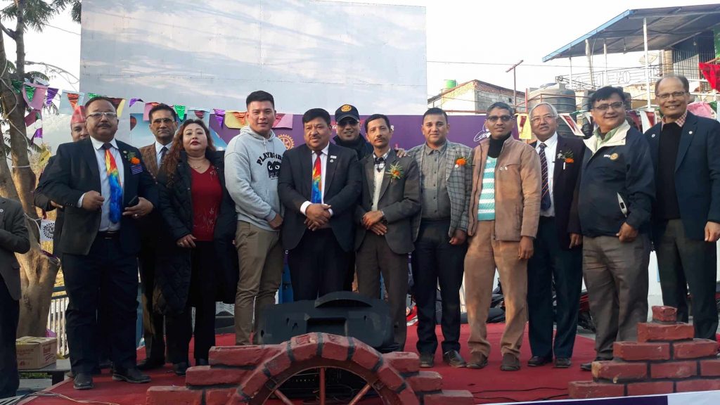 लेकसाइडमा रोटरी कार्निभल