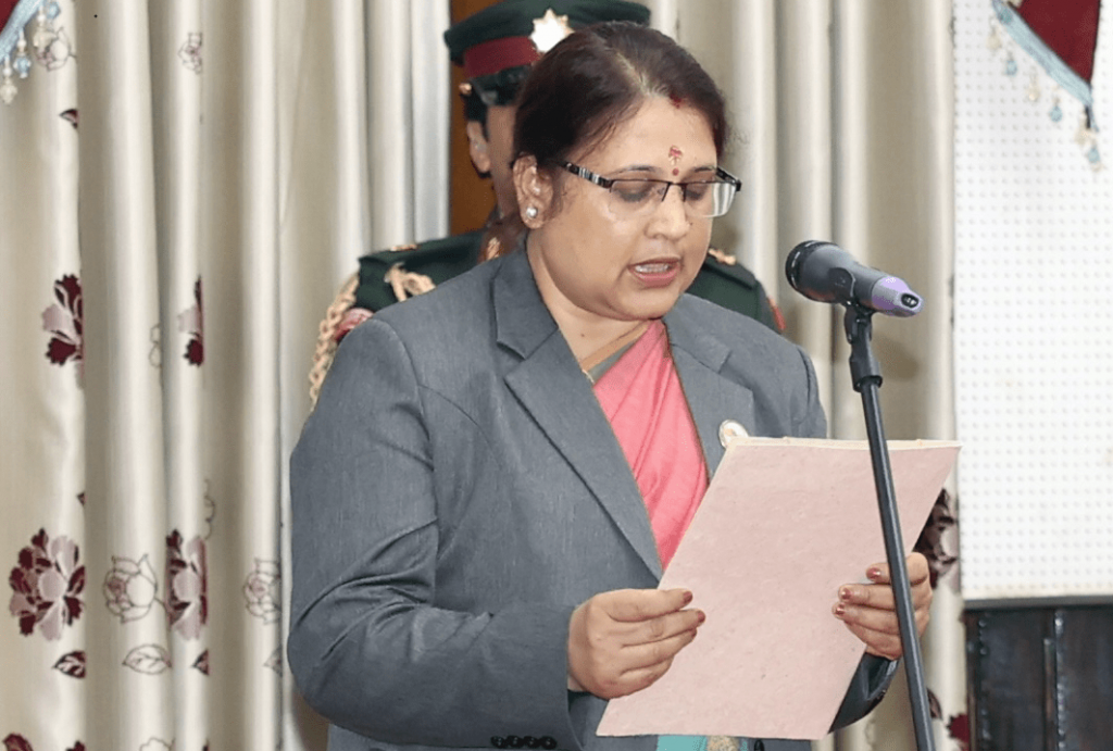 निषेधित क्षेत्रमा प्रर्दशन गर्न पुगेपछि मन्त्री शाह पक्राउ