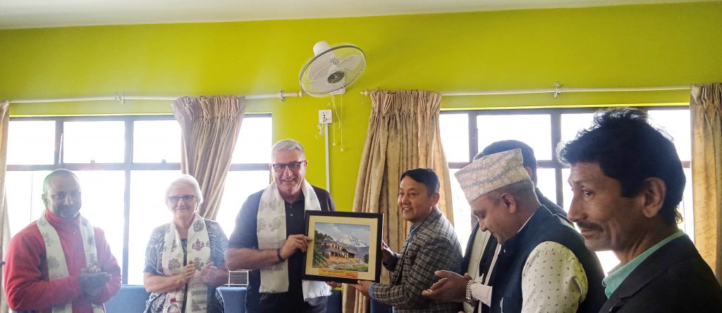 श्रमिक बालबालिकाको  हितमा काम गर्ने किडासा युकेका अध्यक्ष पोउवा संघमा