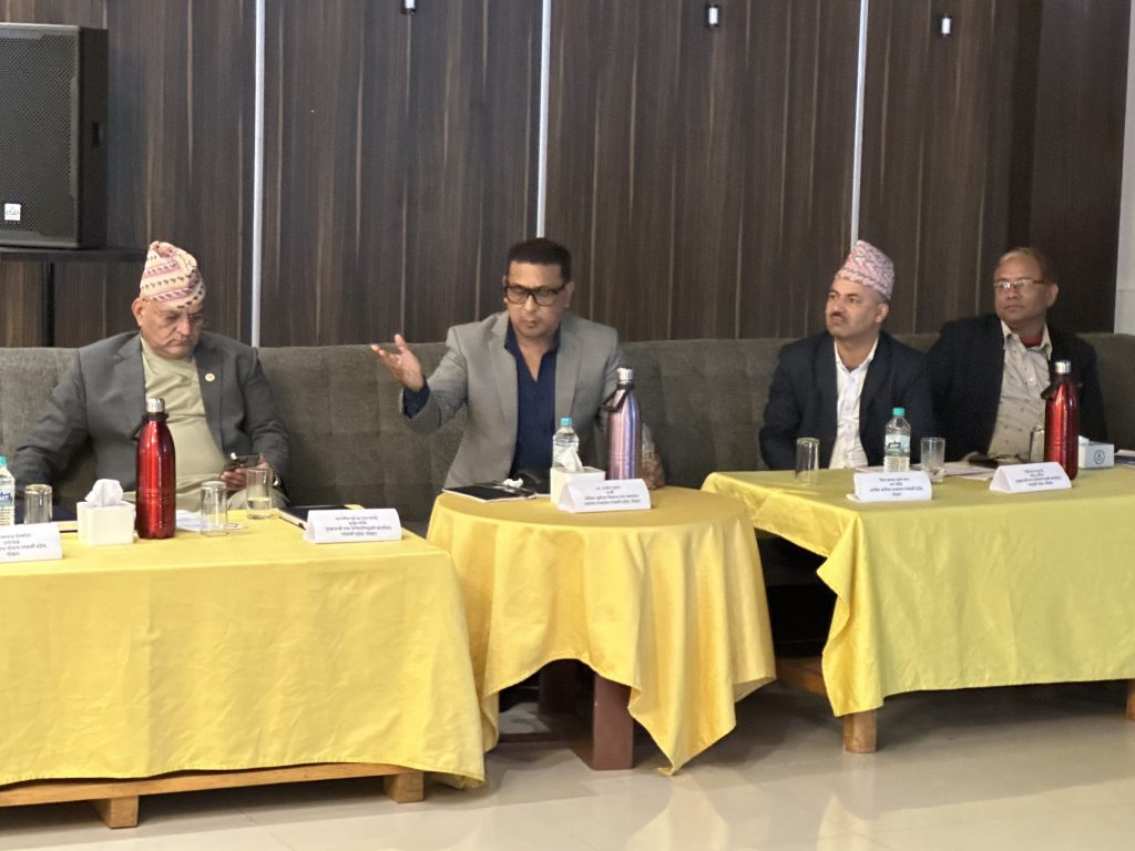 भौतिक पूर्वाधार तथा यातायात मन्त्री दीपक मनाङेद्धारा आफ्नै सवारी साधनबाट ट्रायल दिने ब्यवस्था मिलाउन निर्देशन