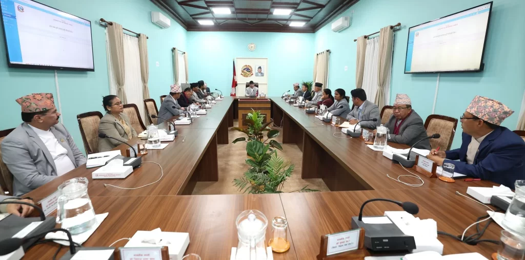 मन्त्रीहरुलाई कामको गति बढाउन प्रधानमन्त्रीको निर्देशन