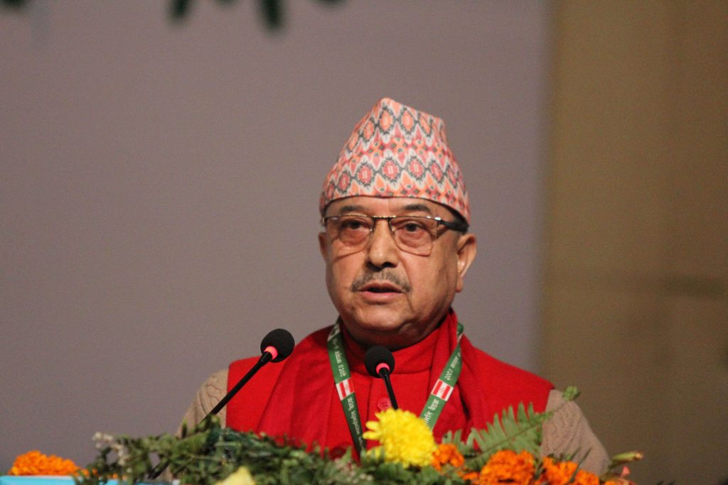 गठबन्धन तलमाथि हुँदैन : उपप्रधानमन्त्री खड्का