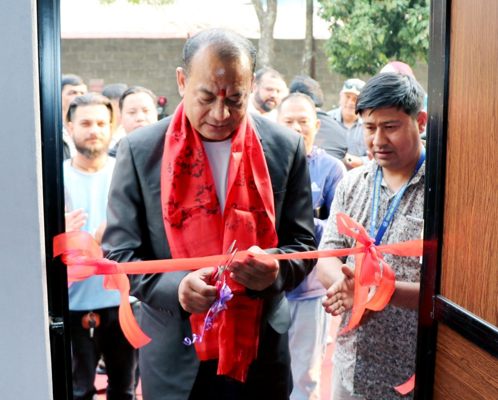 पोखरा लोकदोहोरी रेष्टुरेण्ट व्यवसायी सघंको कार्यालय उद्घाटन