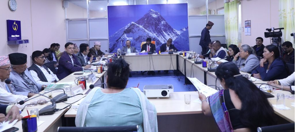 श्रम तथा उपभोक्ता हित समितिको बैठक बस्दै