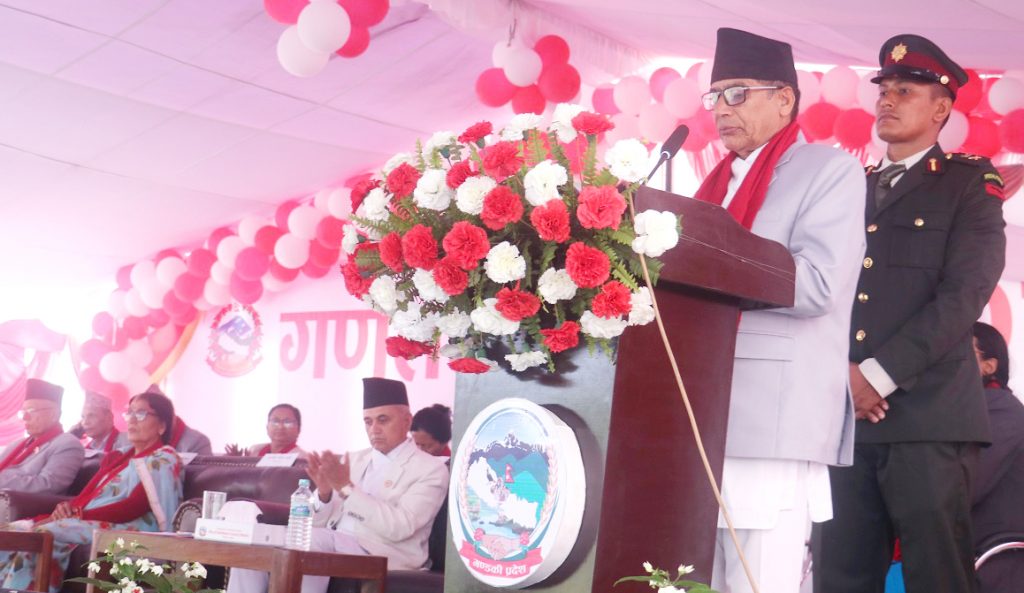 जनताले अनुभूत गर्ने गरी गणतन्त्रको कार्यान्वयन अपरिहार्यः प्रदेश प्रमुख भट्ट