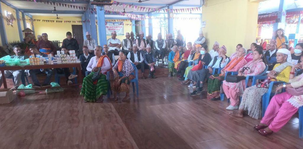 जेष्ठ नागरिकलाई आयुर्वेद सिविरबाट १ सय ५१ जना लाभान्वित