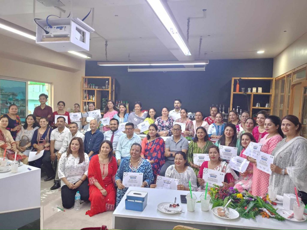 ओटेफ गण्डकीको आयोजनामा बारिष्टा तथा बेकरी तालिम सम्पन्न