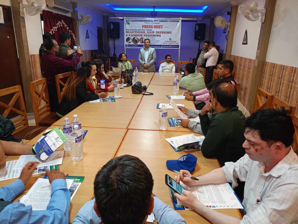 पश्चिमाञ्चल माविमा ‘सौन्दर्य तथा केश कला’ विषयमा पढाइ हुने