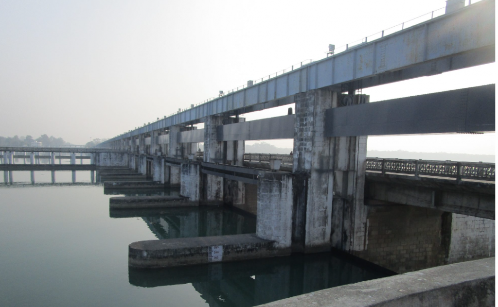 त्रिवेणी स्थित गण्डक ब्यारेज पुलबाट नारायणी नदीमा खस्दा  बालिकाको मृत्यु