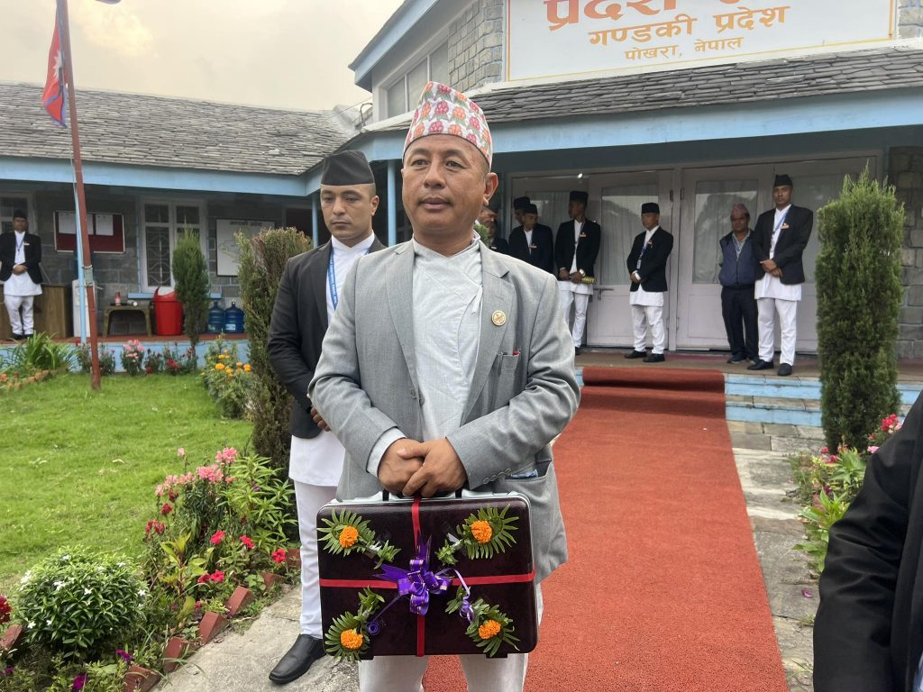 गण्डकीले ल्यायो ३३ अर्बको बजेट (पूर्णपाठ)