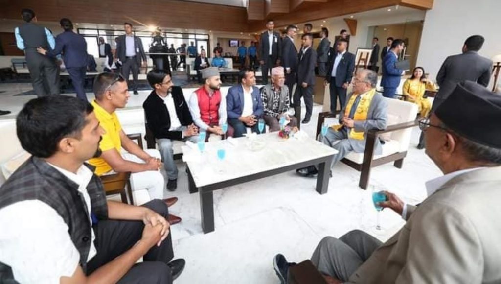 पर्यटकीय क्षेत्र सराङकोटको विकासमा सहयोग गर्ने प्रधानमन्त्रीको प्रतिबद्धता