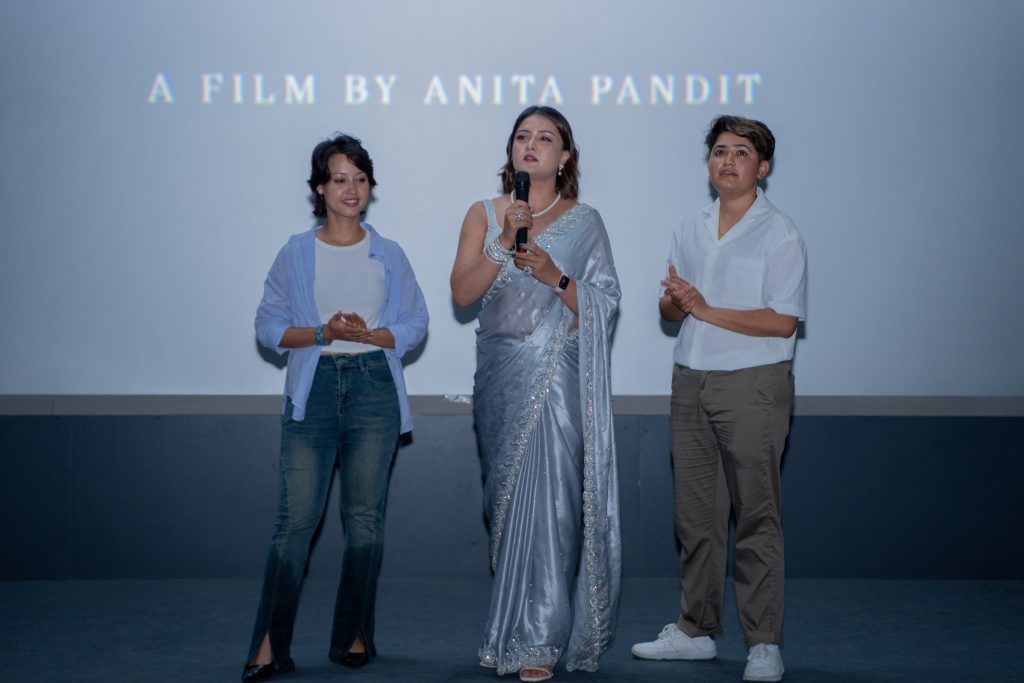 पोखरामा ‘मिरा स्याडो अफ अ रेनबो’ को विशेष शो सम्पन्न