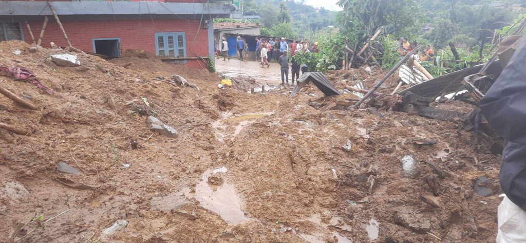 अपडेट : बाढी, पहिरोबाट हालसम्म ज्यान गुमाउनेको सङ्ख्या १०३ पुग्यो