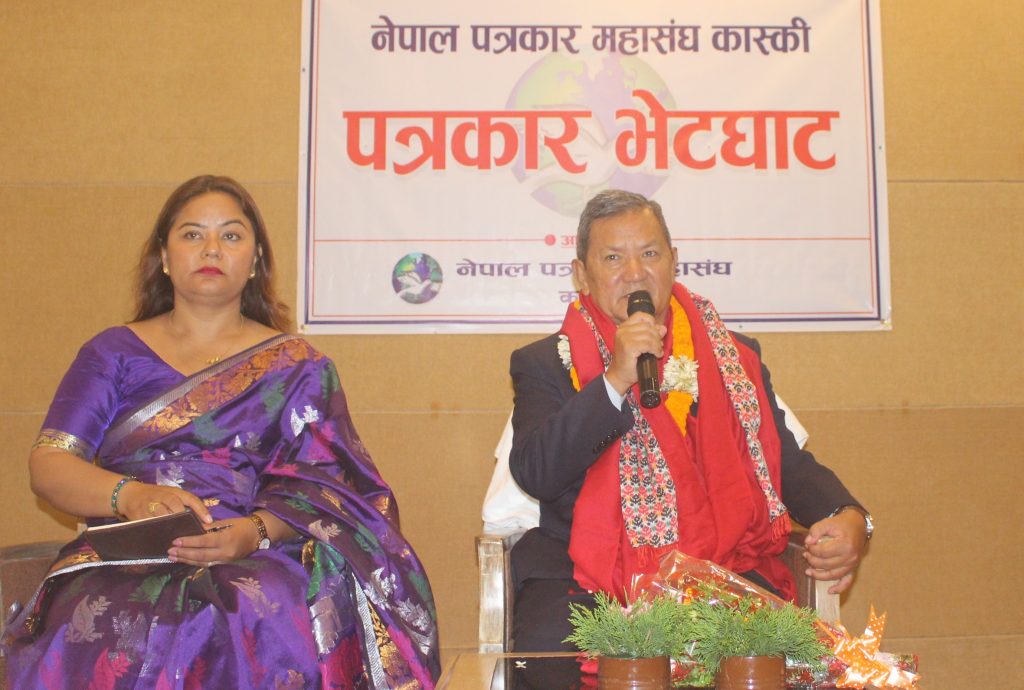 राष्ट्रिय सहमति विना संविधान संसोधन सम्भव छैन : सञ्चारमन्त्री गुरुङ