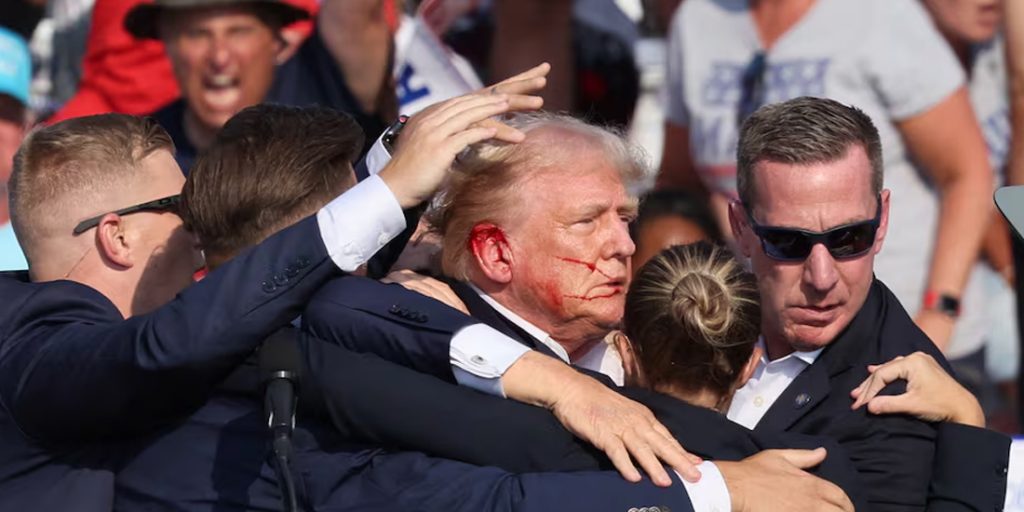 अमेरिकाका पूर्व राष्ट्रपति डोनाल्ड ट्रम्पमाथि गोली प्रहार