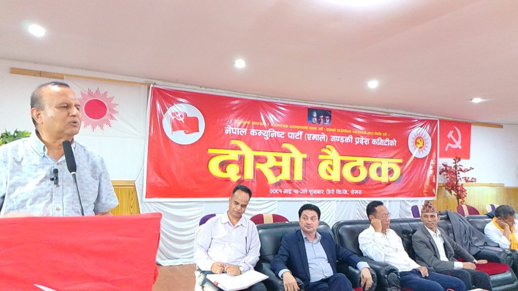 कांग्रेस–एमाले सम्बन्धको विषयमा चलेको हल्ला निराधार : महासचिव पोखरेल