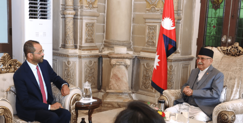 प्रधानमन्त्री ओलीसँग ओमानका विदेशमन्त्रीको शिष्टाचार भेट