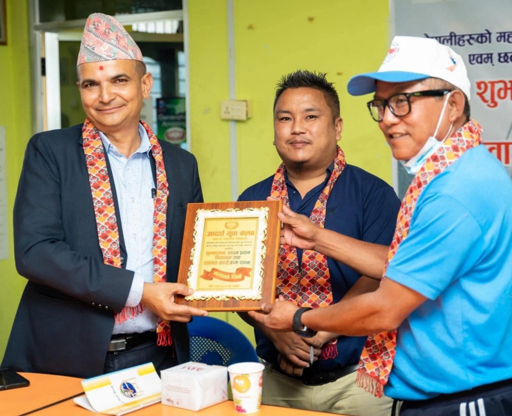 आदर्श युवा क्लबको अध्यक्षमा पुन: गुरुङ