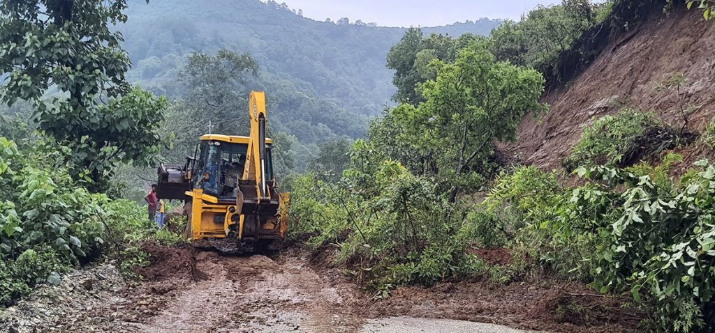पहिरोले अवरुद्ध पोखरा–सिङ्दी–पसगाउँ सडक सञ्चालनमा