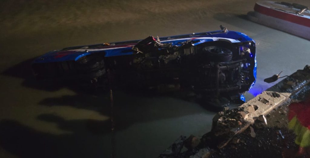 बस सप्तकोशीमा खस्यो, बसमा सबार सबैको उद्दार