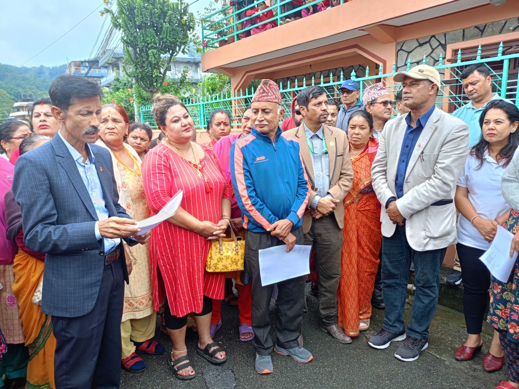 लत्रेको इन्टरनेट तार हटाउन खोज्दा करेन्ट लागेर एक जनाको ज्यान गुम्यो
