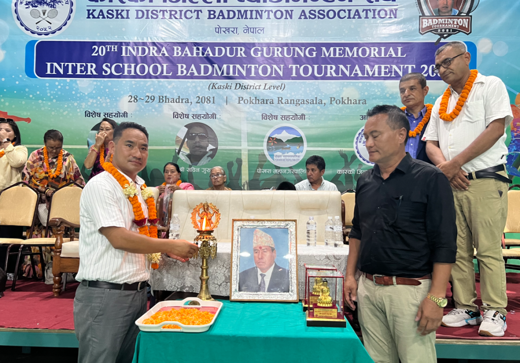 पोखरामा विद्यालय स्तरीय ब्याटमिन्टन प्रतियोगिता सुरु