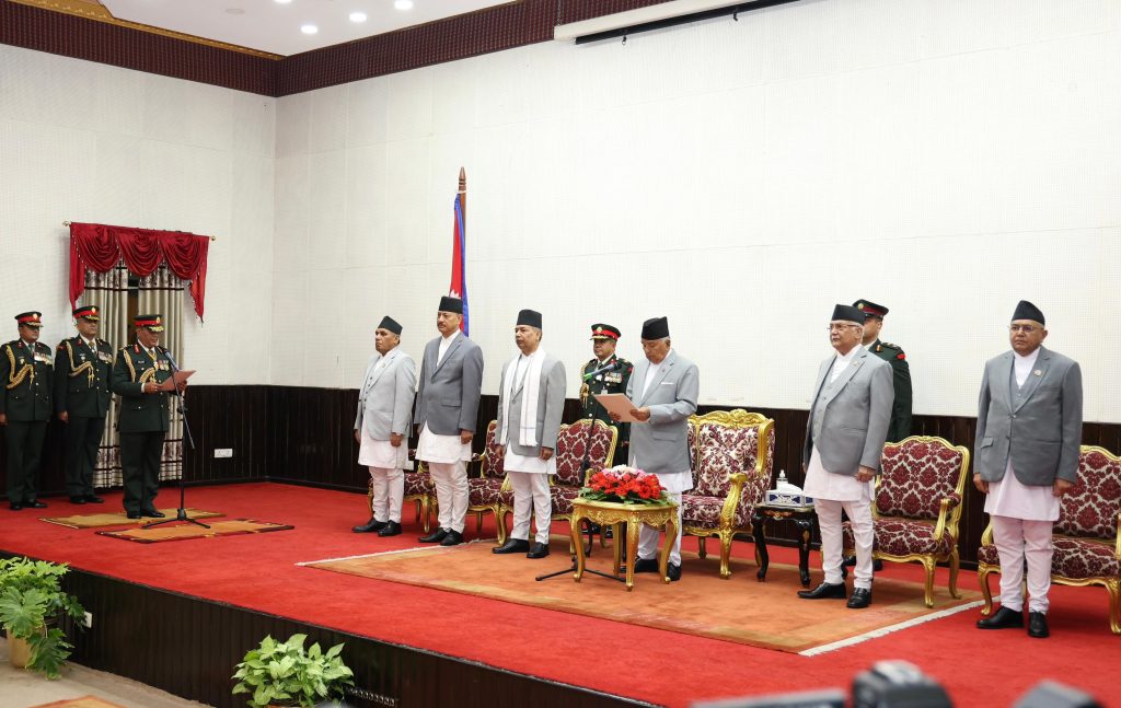 नवनियुक्त प्रधानसेनापति सिग्देलद्धारा शपथ ग्रहण