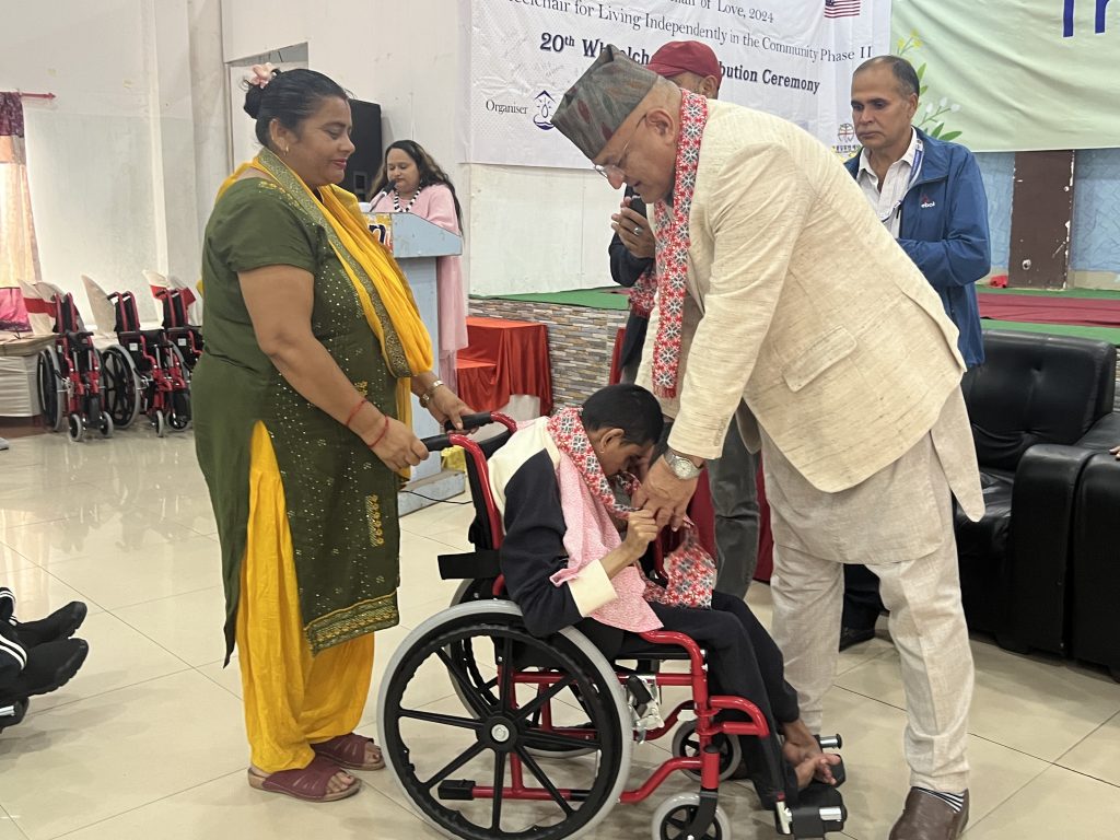 अपाङ्गताको क्षेत्र हाम्रो प्राथमिकतामा छ, हामी संवेदनशील छ : मुख्यमन्त्री पाण्डे