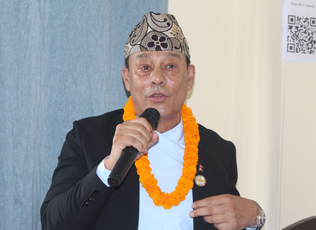 अभिभावकमुखी शिक्षालाई प्रभावकारी बनाउन मन्त्री थापाको निर्देशन