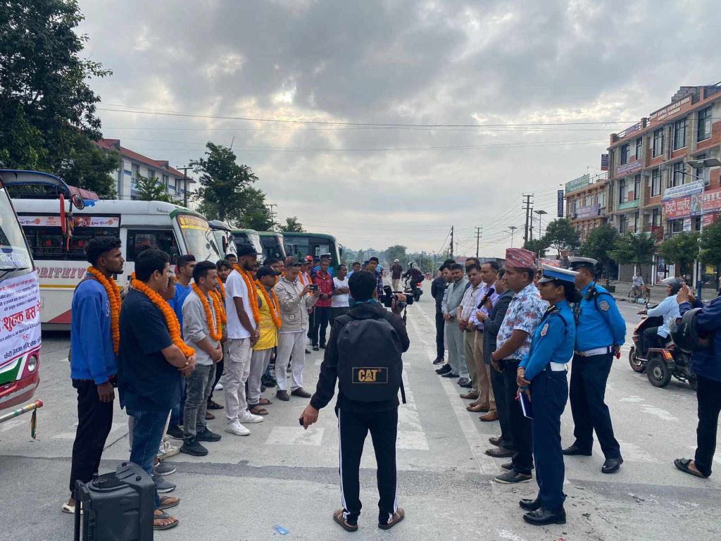 दशमीको दिन आज पोखरामा निःशुल्क बस सेवा सुरु, यी रुटमा चल्नेछन् बस