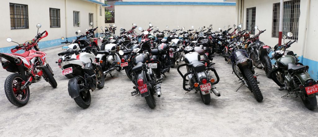 पोखरामा ध्वनी प्रदुषण गर्ने ३५ मोटरसाइकल नियन्त्रणमा