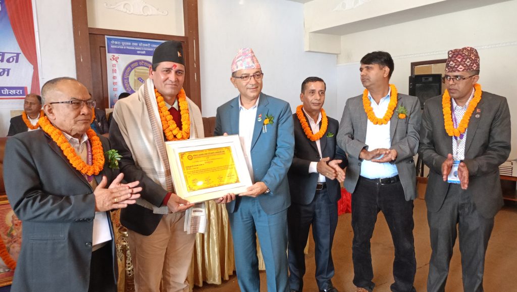 पत्रकार आरजु विष्ट सम्मानित