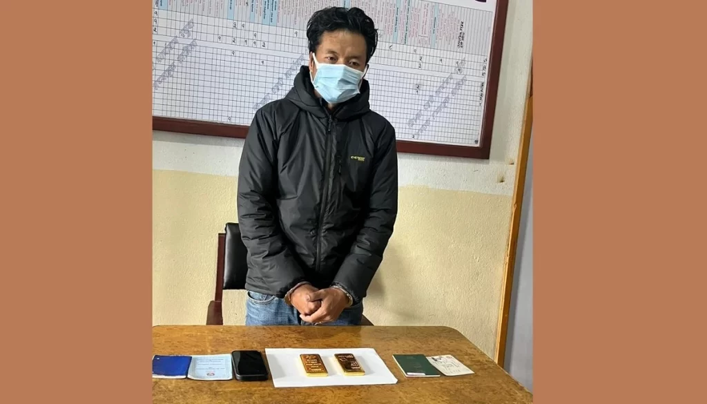 रसुवाबाट २ किलो सुनसहित युवक पक्राउ