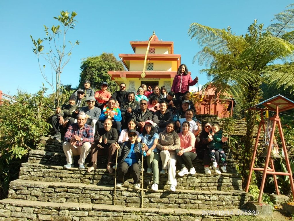 तान्चोकको कान्छी बराह मन्दिर प्रवद्र्धनको लागि हाइकिङ