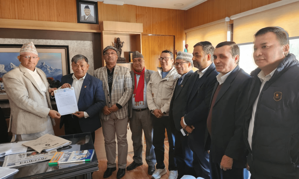 काम ठप्प पारी कन्स्ट्रक्सन होलिडेमा जाने निर्माण व्यवसायीको चेतावनी