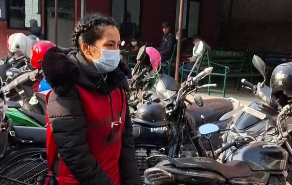 आशिका तामाङविरुद्ध आज थुनछेक