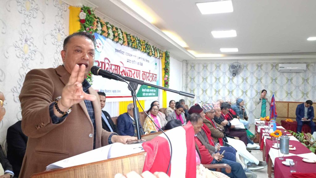 विदेशमा लगानी गर्न पाउने कानूनीबाटो खोल्नुपर्छ : गगन थापा