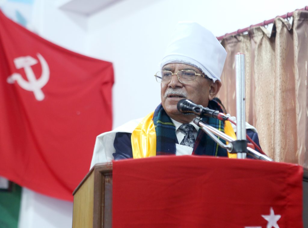 सरकारका गलत कामका कारण प्रतिगामी षड्यन्त्र देखा पर्न खोज्यो : प्रचण्ड