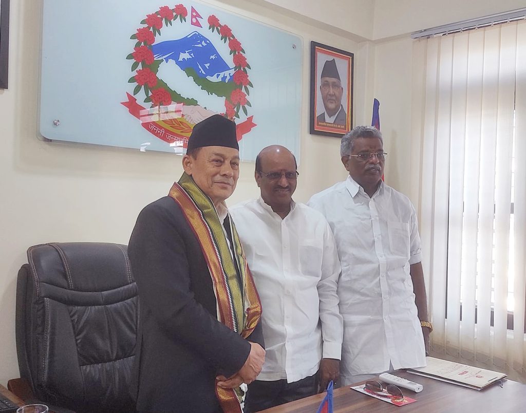 गण्डकी प्रदेशका सामाजिक मन्त्री र भारतको पुदुचेरी सरकारका पदाधिकारीबीच भेटवार्ता