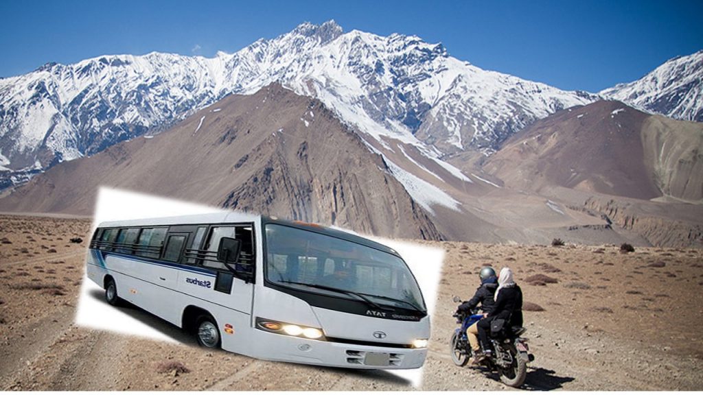 नेपाली नयाँ वर्षमा मनाङ सदरमुकाम चामेसम्म बसमा सरर