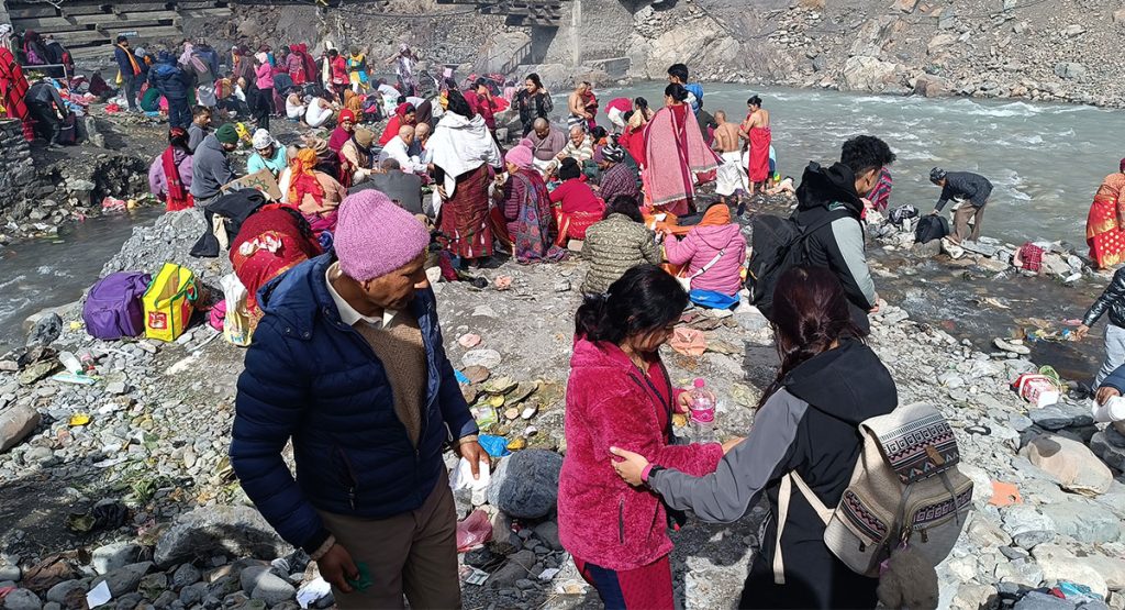 मुस्ताङको कागबेनी स्नानस्थल दुर्घटनाको जोखिममा